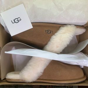 UGGS Women’s Scuffette Slippers